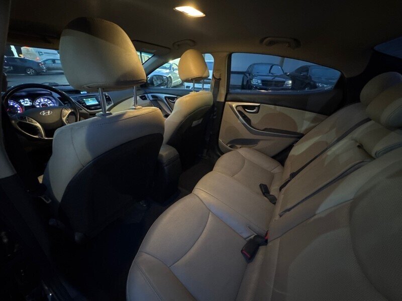 2016 Hyundai ELANTRA Limited - Photo 21 - Millstadt, IL 62260