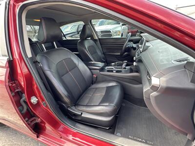 2020 Nissan Altima 2.5 SR   - Photo 17 - Millstadt, IL 62260