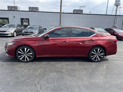 2020 Nissan Altima 2.5 SR   - Photo 8 - Millstadt, IL 62260