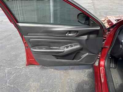 2020 Nissan Altima 2.5 SR   - Photo 9 - Millstadt, IL 62260