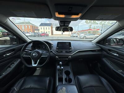 2020 Nissan Altima 2.5 SR   - Photo 18 - Millstadt, IL 62260