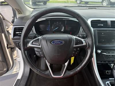 2013 Ford Fusion SE - Photo 12 - Cahokia, IL 62206