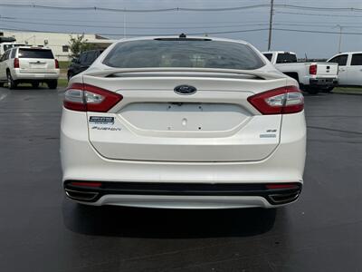 2013 Ford Fusion SE - Photo 8 - Cahokia, IL 62206