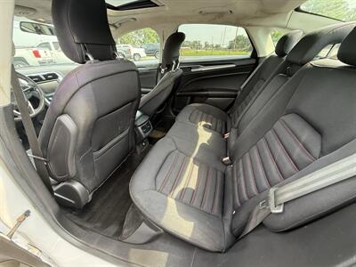 2013 Ford Fusion SE - Photo 10 - Cahokia, IL 62206