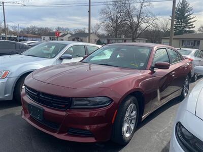 2019 Dodge Charger SXT   - Photo 2 - Belleville, IL 62226