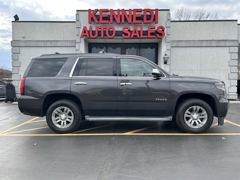 2015 Chevrolet Tahoe LT   - Photo 1 - Fairview Heights, IL 62208
