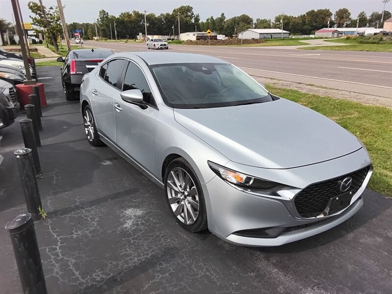 2019 Mazda Mazda3 Sedan Select - Photo 2 - Cahokia, IL 62206