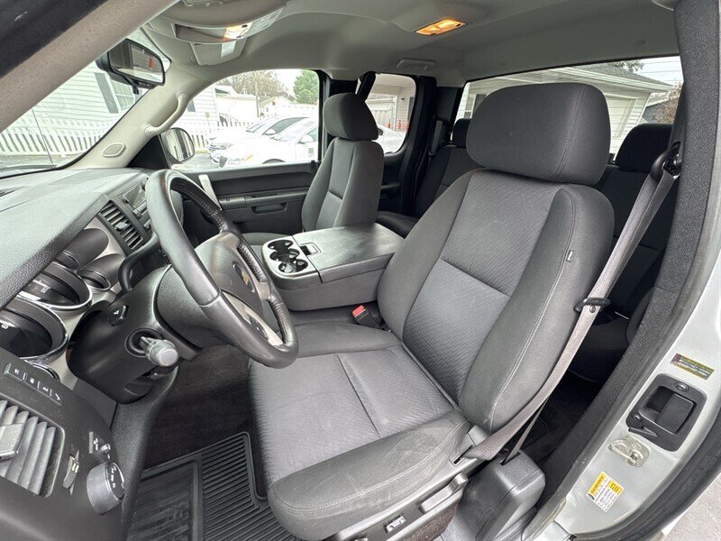 2011 Chevrolet Silverado 1500 LT - Photo 16 - Millstadt, IL 62260