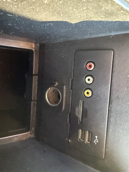 2011 Ford Edge SEL - Photo 17 - Cahokia, IL 62206