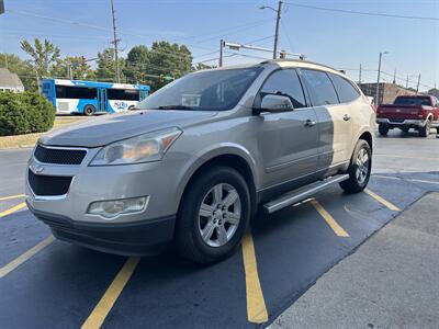2012 Chevrolet Traverse LT   - Photo 3 - Fairview Heights, IL 62208