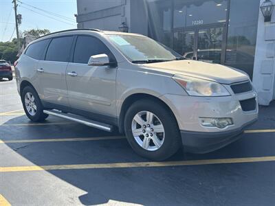 2012 Chevrolet Traverse LT   - Photo 2 - Fairview Heights, IL 62208