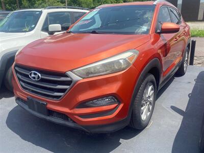 2016 Hyundai TUCSON SE - Photo 2 - Belleville, IL 62226