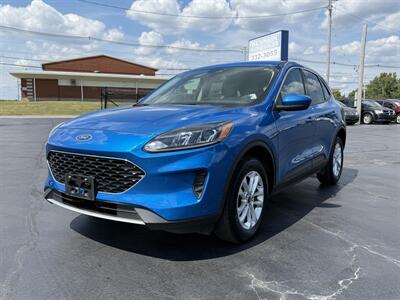 2020 Ford Escape SE   - Photo 1 - Cahokia, IL 62206