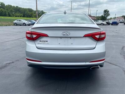 2015 Hyundai SONATA SE   - Photo 6 - Cahokia, IL 62206