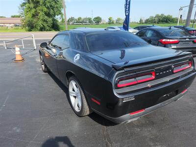 2015 Dodge Challenger SXT   - Photo 3 - Cahokia, IL 62206