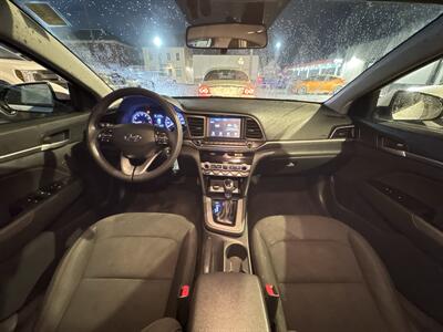 2020 Hyundai Elantra SEL - Photo 10 - Millstadt, IL 62260