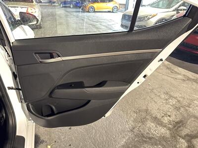 2020 Hyundai Elantra SEL   - Photo 22 - Millstadt, IL 62260