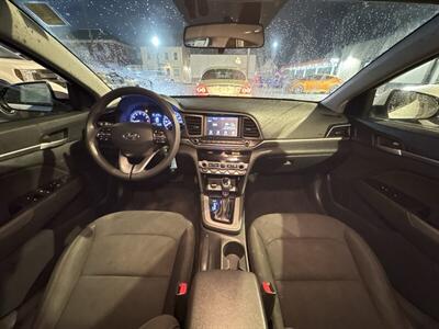 2020 Hyundai Elantra SEL   - Photo 10 - Millstadt, IL 62260