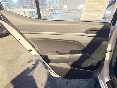 2020 Hyundai Elantra SEL - Photo 20 - Millstadt, IL 62260