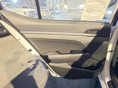 2020 Hyundai Elantra SEL   - Photo 20 - Millstadt, IL 62260
