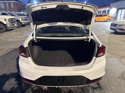 2020 Hyundai Elantra SEL   - Photo 26 - Millstadt, IL 62260