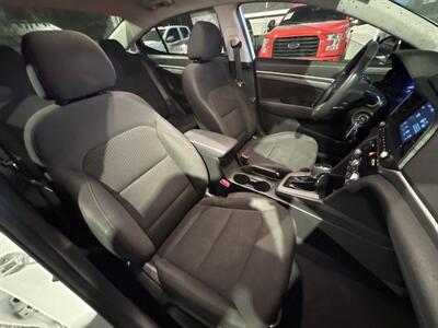 2020 Hyundai Elantra SEL - Photo 19 - Millstadt, IL 62260