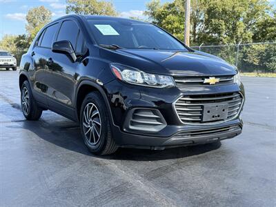 2017 Chevrolet Trax LS - Photo 3 - Cahokia, IL 62206