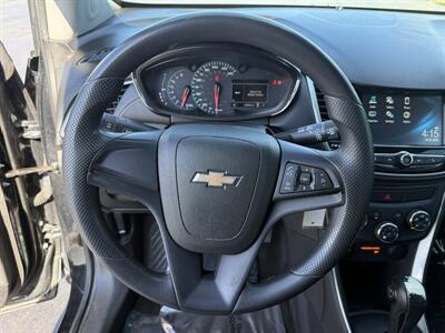 2017 Chevrolet Trax LS - Photo 13 - Cahokia, IL 62206