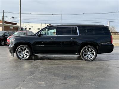 2016 Chevrolet Suburban LT   - Photo 2 - Cahokia, IL 62206