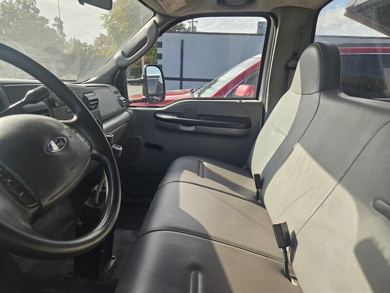 2007 Ford F-550 DUMP TRUCK - Photo 4 - Millstadt, IL 62260