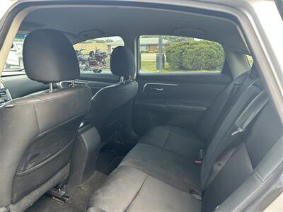 2017 Nissan Altima 2.5 - Photo 9 - Fairview Heights, IL 62208