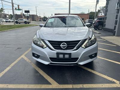 2017 Nissan Altima 2.5 - Photo 6 - Fairview Heights, IL 62208