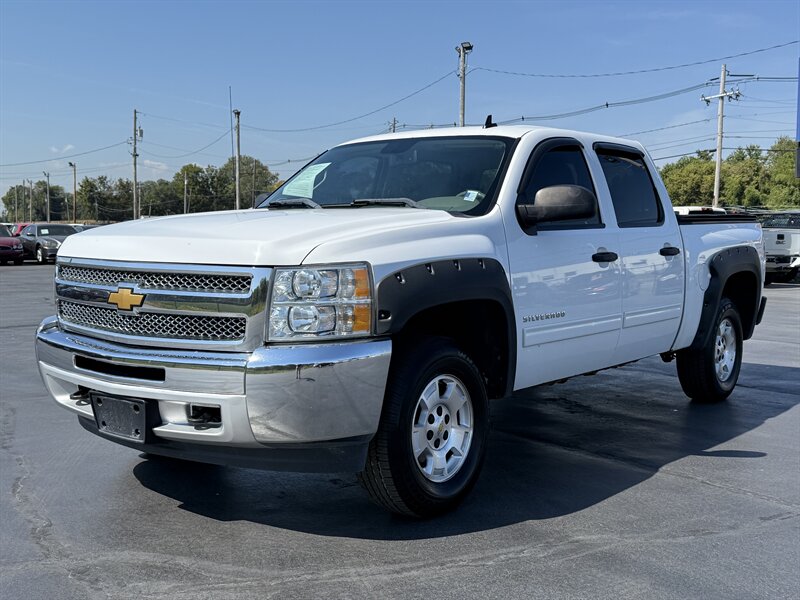 2012 Chevrolet Silverado 1500 LT - Photo 1 - Cahokia, IL 62206