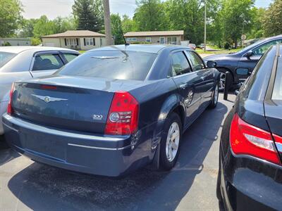 2008 Chrysler 300 Series Touring   - Photo 4 - Belleville, IL 62226