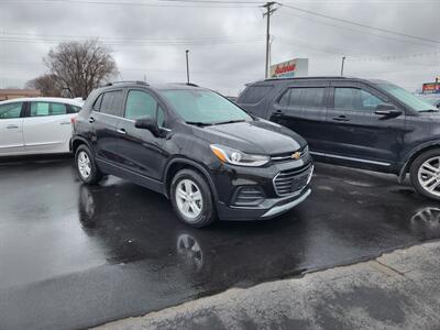 2020 Chevrolet Trax LT   - Photo 2 - Cahokia, IL 62206