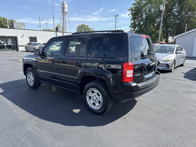 2017 Jeep Patriot Sport - Photo 6 - Millstadt, IL 62260