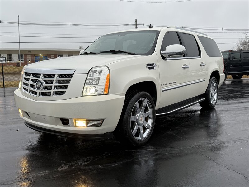 2007 Cadillac Escalade ESV Base