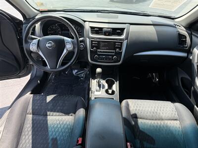 2017 Nissan Altima 2.5   - Photo 12 - Cahokia, IL 62206