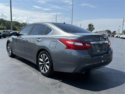 2017 Nissan Altima 2.5   - Photo 6 - Cahokia, IL 62206