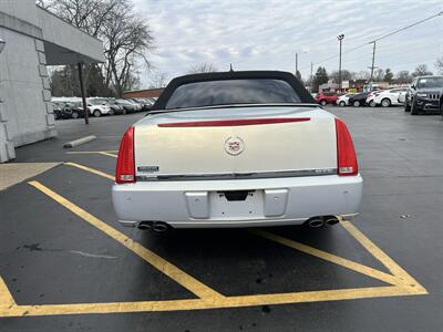 2006 Cadillac DTS Luxury I   - Photo 7 - Fairview Heights, IL 62208