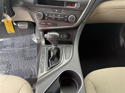 2015 Kia Optima LX   - Photo 13 - Cahokia, IL 62206