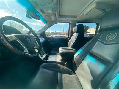 2014 Cadillac Escalade ESV Platinum - Photo 5 - Belleville, IL 62226