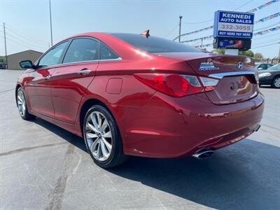 2011 Hyundai SONATA Limited   - Photo 6 - Cahokia, IL 62206