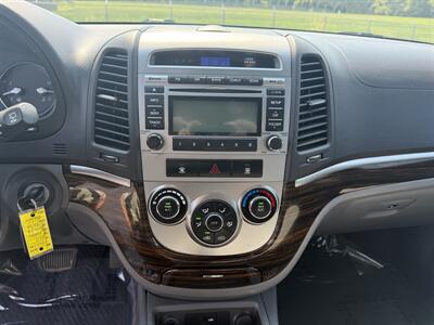 2011 Hyundai SANTA FE GLS   - Photo 14 - Cahokia, IL 62206