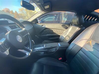 2014 Ford Mustang V6 Premium - Photo 3 - Belleville, IL 62226