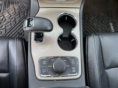 2015 Jeep Grand Cherokee Overland - Photo 16 - Cahokia, IL 62206