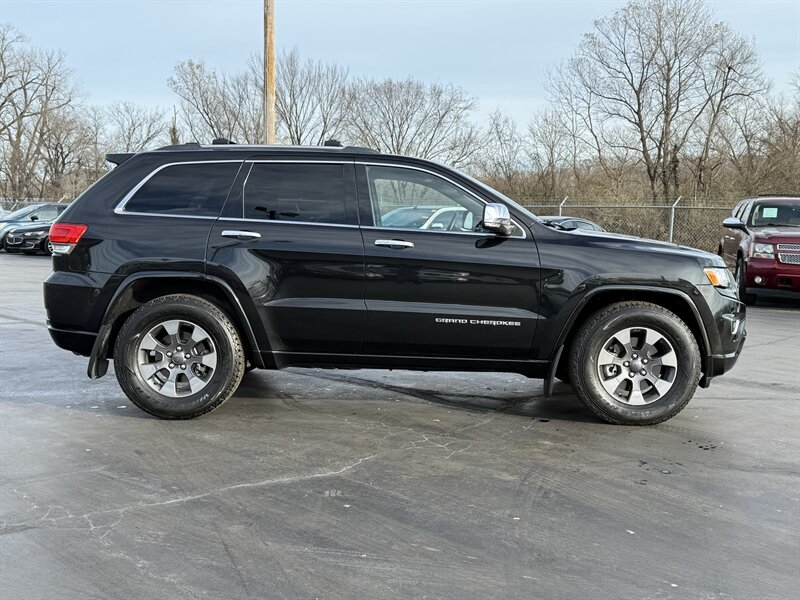 2015 Jeep Grand Cherokee Overland - Photo 5 - Cahokia, IL 62206