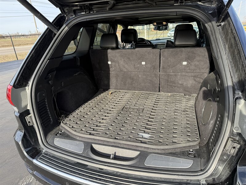 2015 Jeep Grand Cherokee Overland - Photo 18 - Cahokia, IL 62206