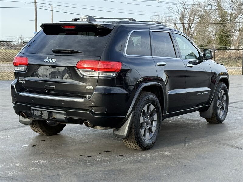 2015 Jeep Grand Cherokee Overland - Photo 8 - Cahokia, IL 62206