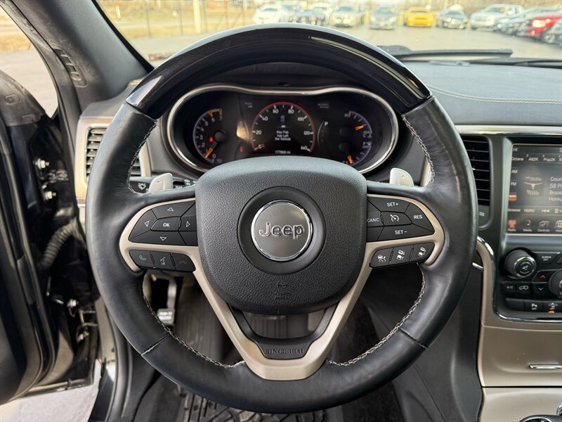2015 Jeep Grand Cherokee Overland - Photo 14 - Cahokia, IL 62206